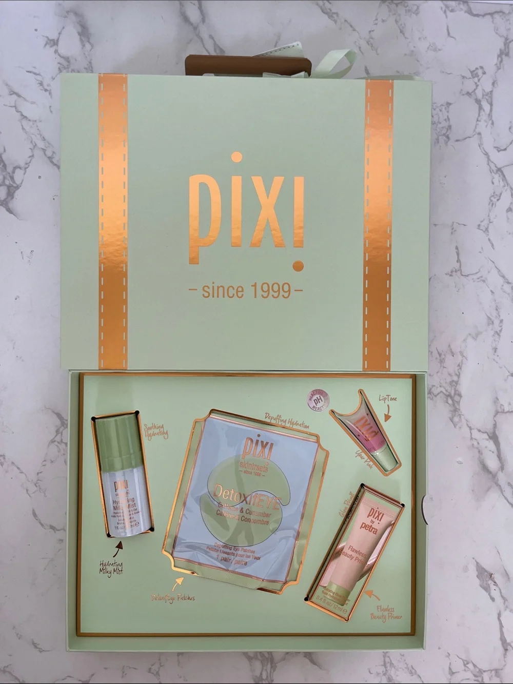 Pixi Mint & Rose Gold Skincare Gift Set